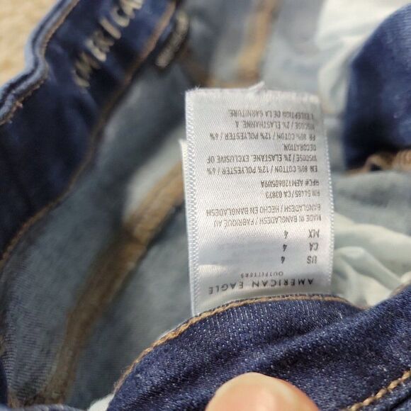 American Eagle Shorts Womens 4 Cury High-Rise Shortie Cut Off Dark Wash Denim - Picture 5 of 8